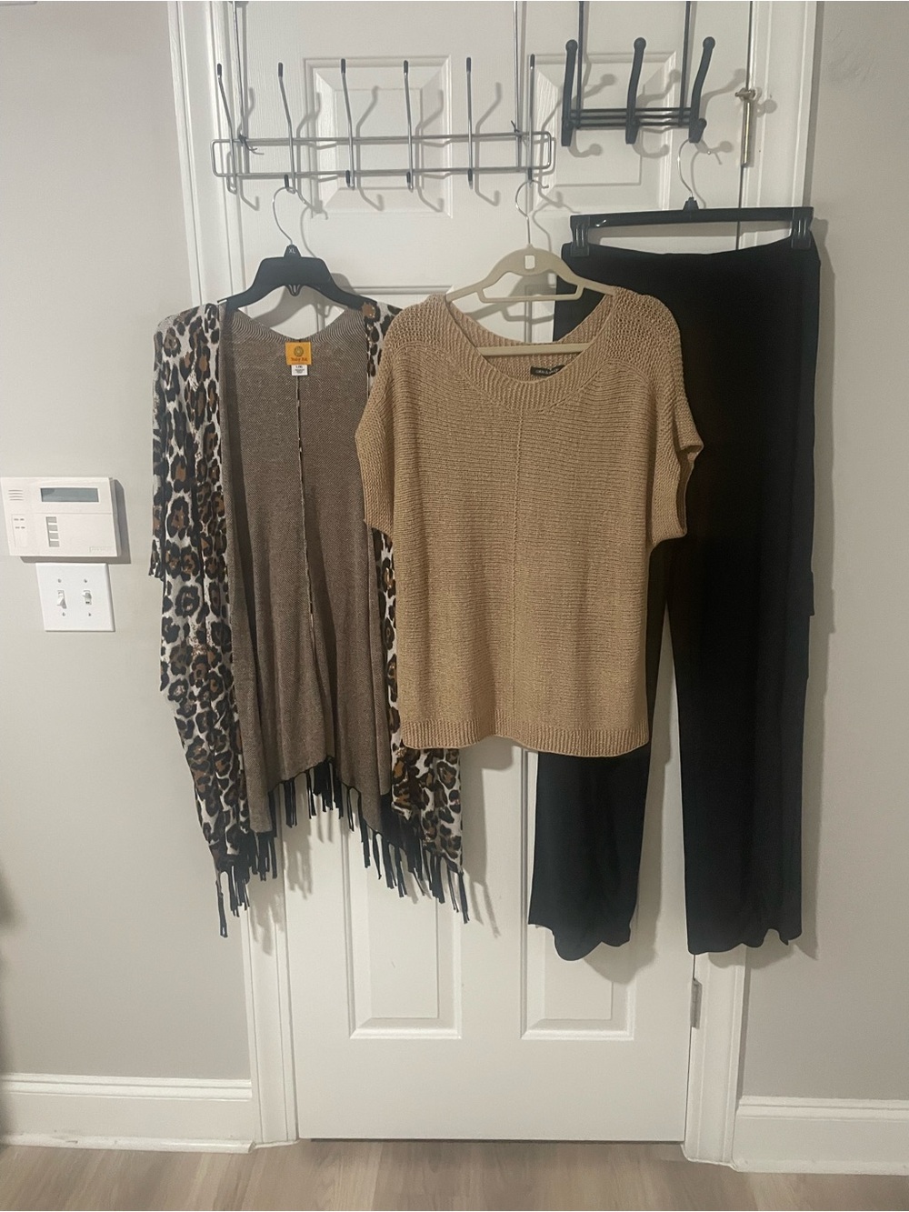 Relaxed Knit Short-Sleeve Sweater in Camel xl cargo xk pants poncho nwt l/xl